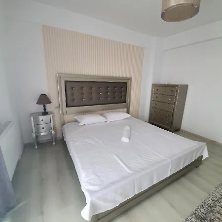 Penthouse Ego Mamaia Nord *
